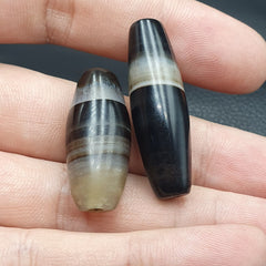 2 Antique Yemeni Agate Natural Rare pattern African Banded Agate Bead  YM-53