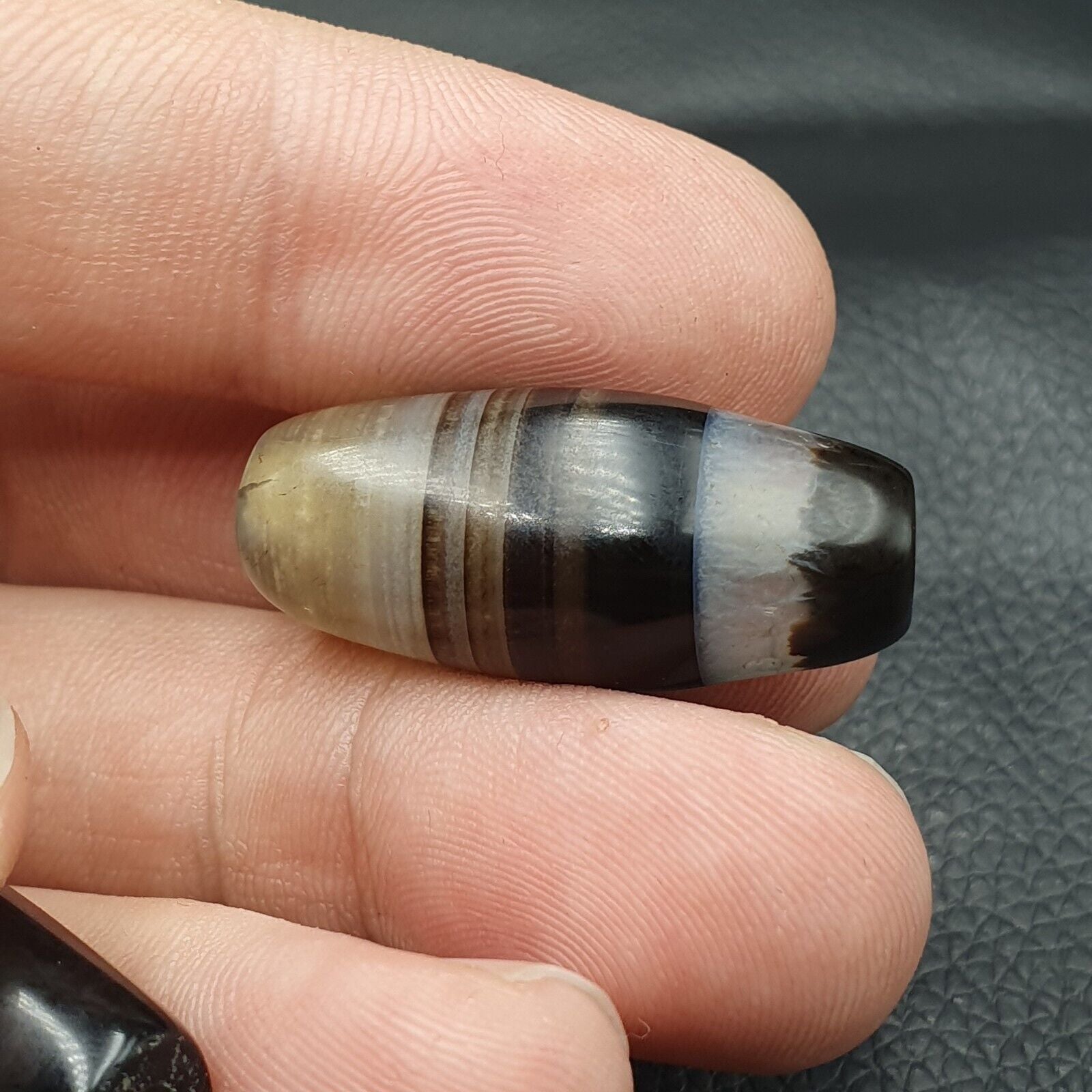 2 Antique Yemeni Agate Natural Rare pattern African Banded Agate Bead  YM-53