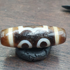 Protective Bead Amulet Vintage Old Indo Tibetan Agate pure 3 Eyes