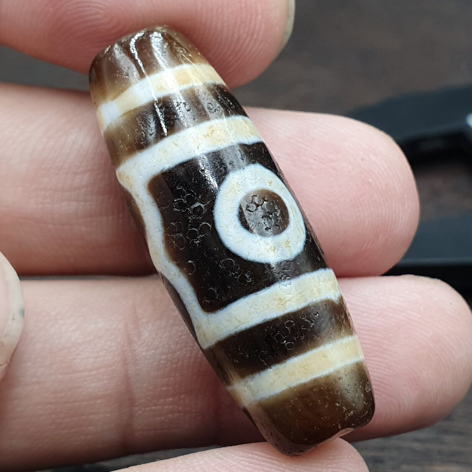 Protective Bead Amulet Vintage Old Indo Tibetan Agate pure 3 Eyes