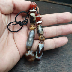 LOT 11 Beads Old Dzi Tibetan Himalayan Protective Agate Beads Amulets