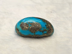 One Oval Shape Genuine Natural Turquoise with Cabochon 46 cts