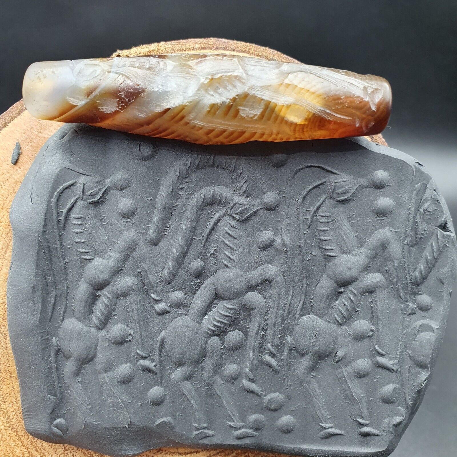 Rare Animals Antique Ancient Indo Tibetan Carving Agate Bead Amulet