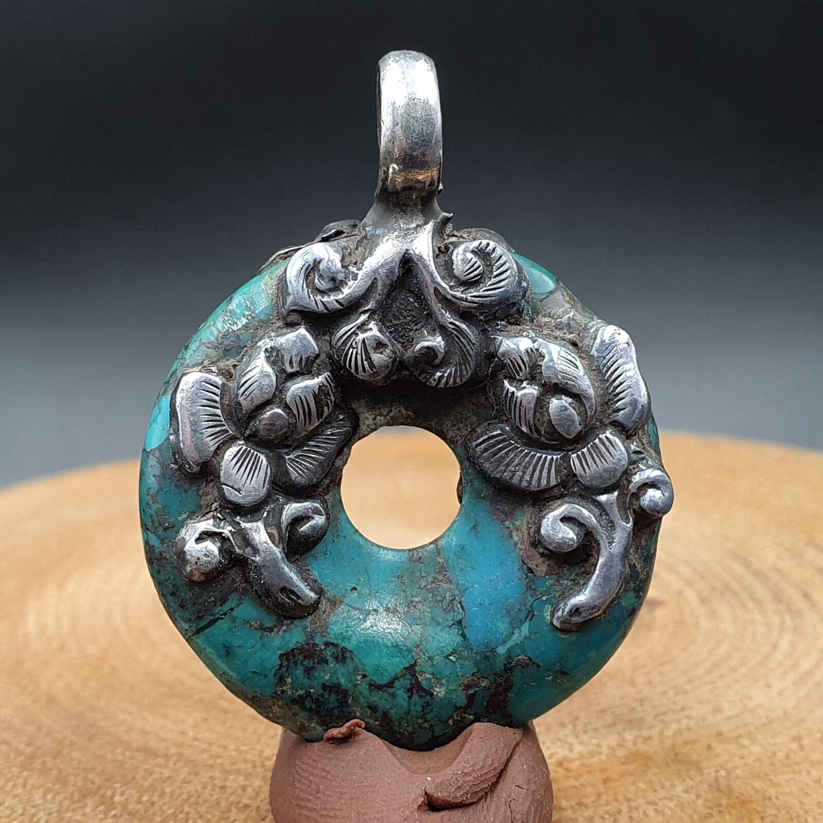 VINTAGE Antique Natural Blue Turquois 925 SILVER Donut Shape Pendant Necklace