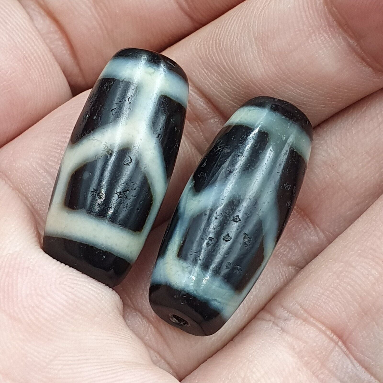 2 Antique Old Himalayan Indo Tibetan Agate Beads Unique pattern Dzi beads