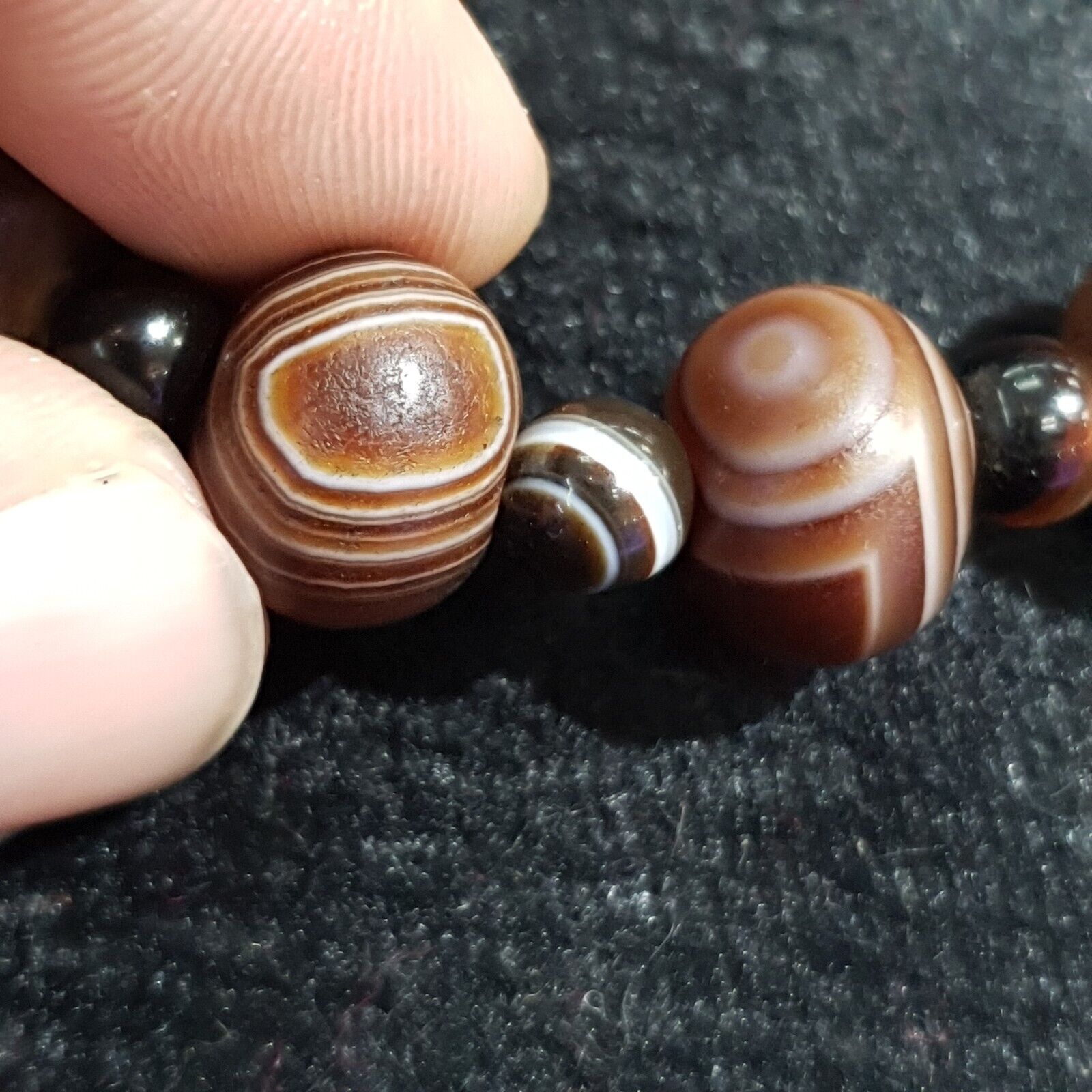 Antique Agate Beads, Beaded Bracelet Amulet 16 Beads