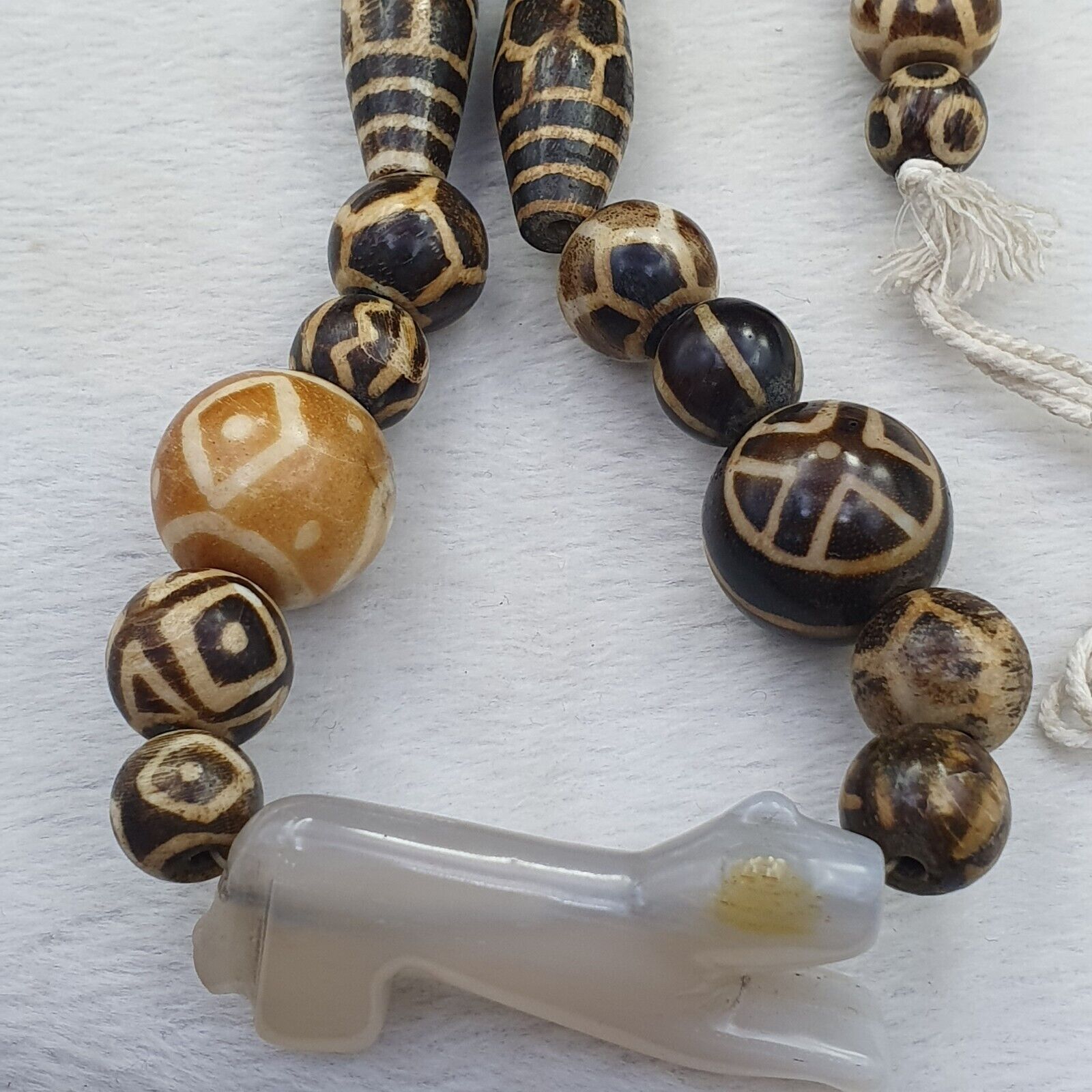 Agate Animal Figurine Pendent With South Asian Old Pumtek Pyu beads necklace