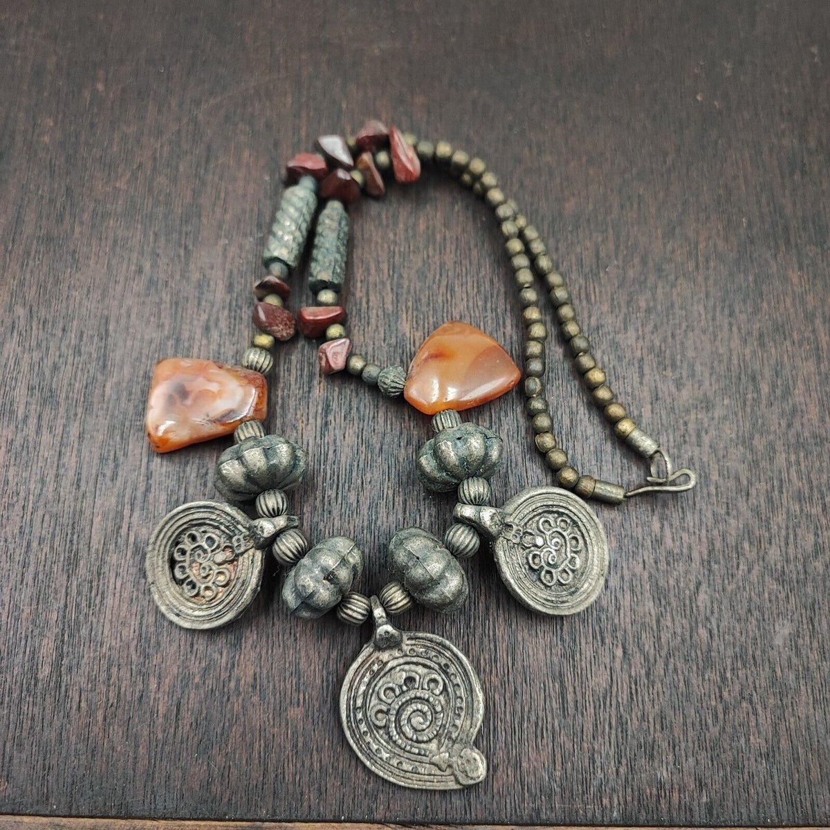 Beautiful Rusted Tibetan Silver Nepalese Stone Antique Jewelry Necklace N45
