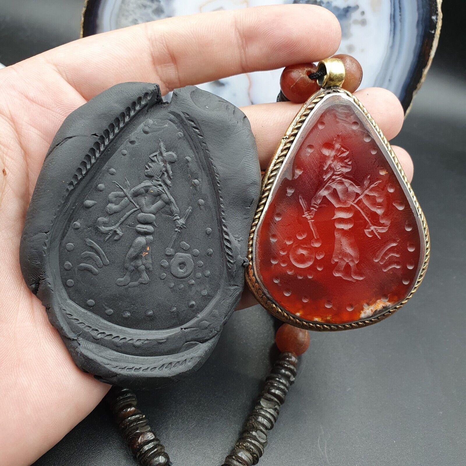 Antique Wonderful Carving Agate pendent Carved Rare Seal necklace