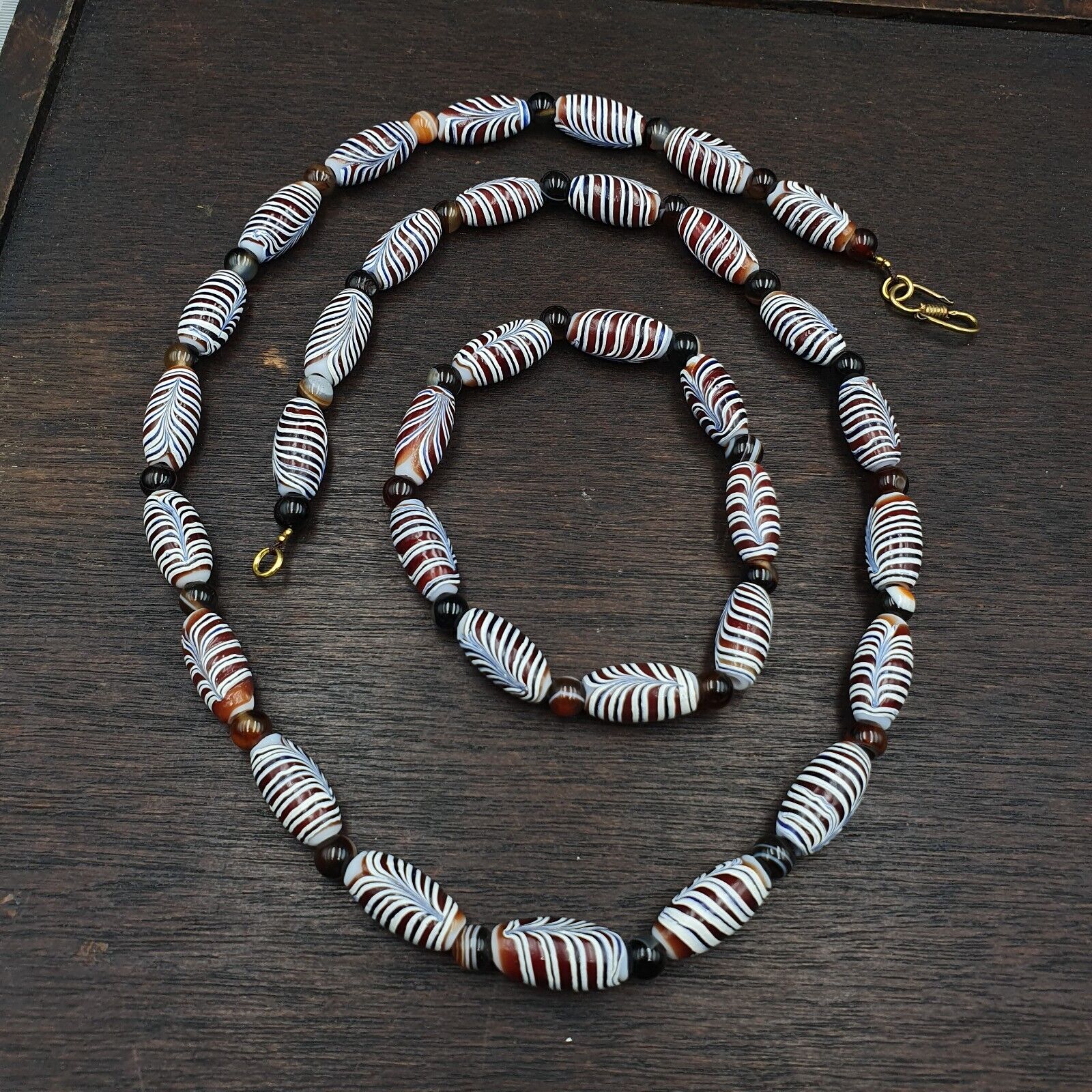 Set Of Vintage Feather pattern & Agate Beads 18x9.5MM  24" Necklace and bracelet