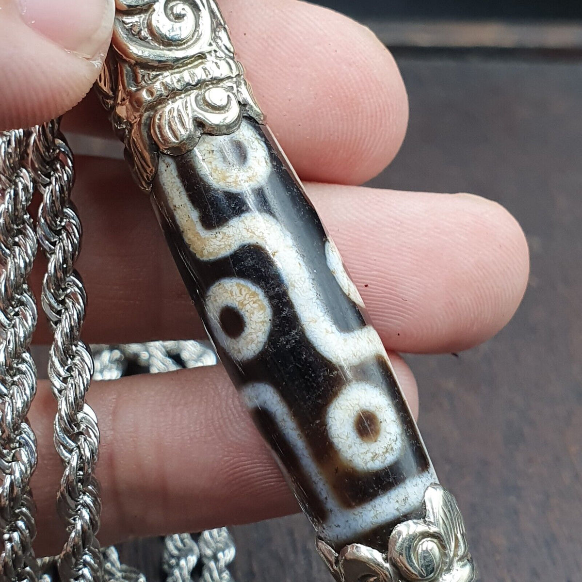 9 falling Eyes Tibetan Silver Nepalese dzi Agate bead pendant Necklace TB-1