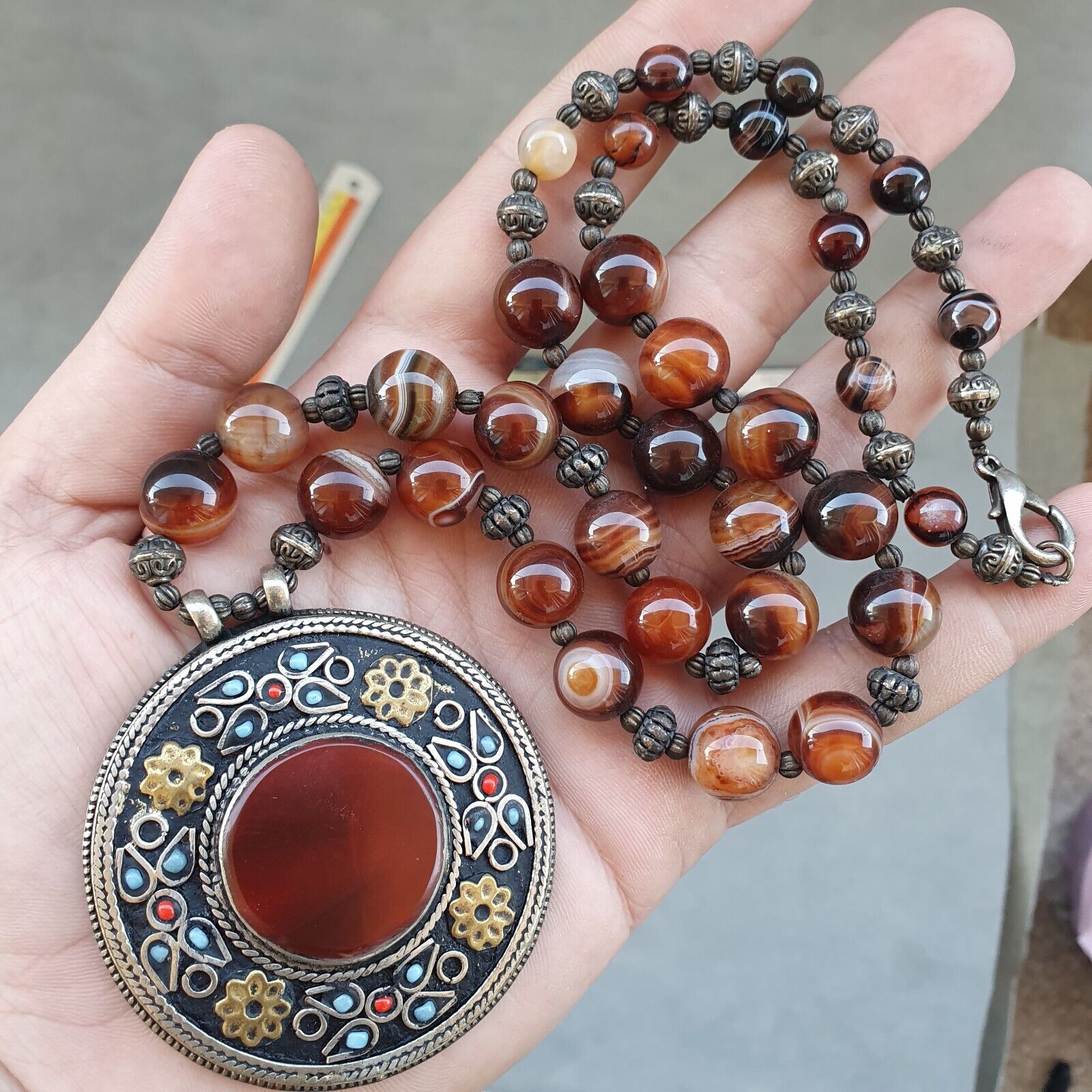 Beautiful Old Tibetan Nepalese Agate beads Antique Jewelry Necklace